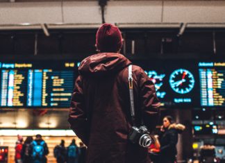 Use These Tricks To Make The Best Of Your Layover