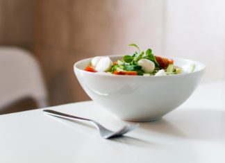 5 Unhealthy Salad Add-ons