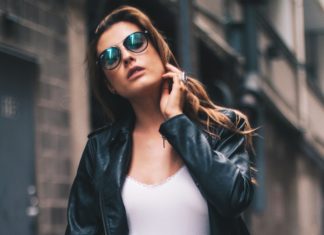 How to Wear a Denim Skirt This Spring
