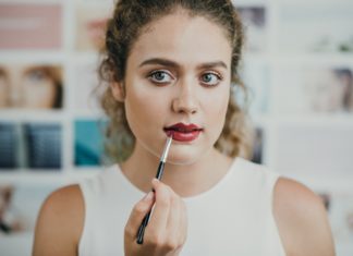 How to Have Your Makeup Last Longer During the Hottest Days