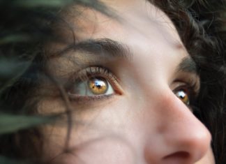 Amazing Natural Remedy to Cure Dark Circles Under Your Eyes