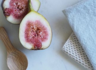 Use this Genius Tip to Eliminate Bad Smell from your Kitchen Towels