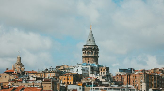 Iconic Meals you HAVE to Try in Istanbul