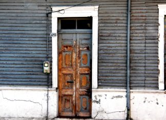 Remove the Rust Stains Easily with These Tips