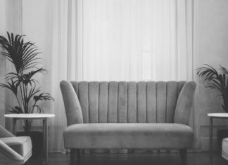 Jazz Up Your Couch With These Easy Tips