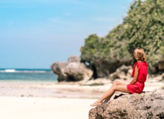 5 Summer Beauty Mistakes We All Tend to Make