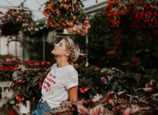 5 Ways to Detox Your Life Without Cleansing Juices