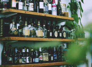 Chic Ideas To Upgrade Your Home Bar