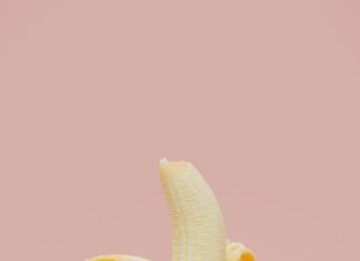 Banana Peels Are The Best Thing For Your Beauty Routine
