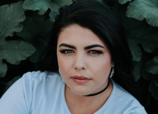 How to Achieve Thick, Natural-Looking Eyebrows