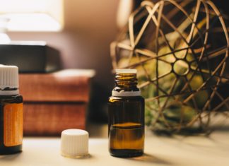 Beauty DIY: Coconut Oil Body and Face Scrub