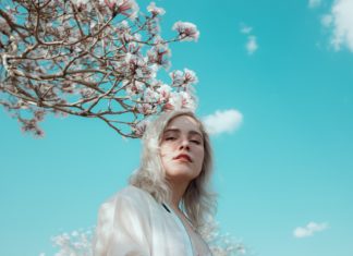 How to Dye your Hair Platinum Blonde the Right Way
