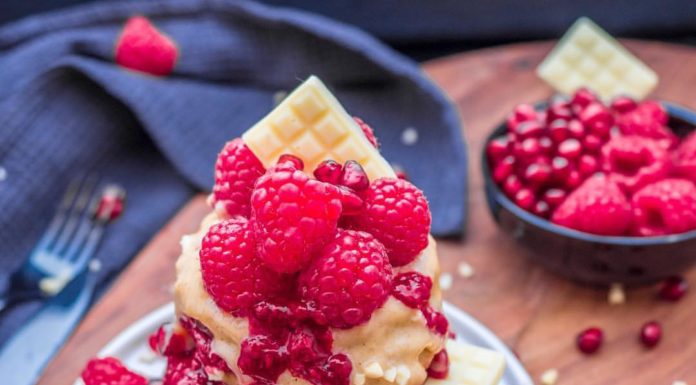 Chia Pancakes With Raspberries For a Healthy Start of the Day Chia Pancakes With Raspberries For A Healthy Start Of The Day