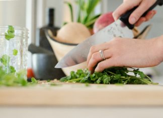 How to Become a More Efficient Cook