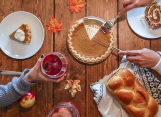 How to Throw the Best Friendsgiving Ever