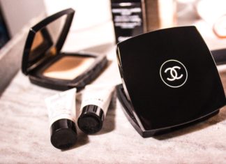This Simple Trick Will Help You Choose the Perfect Foundation Shade