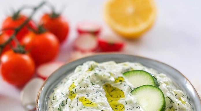 Tzatziki is the Sauce to Make if You Who Hate Cooking