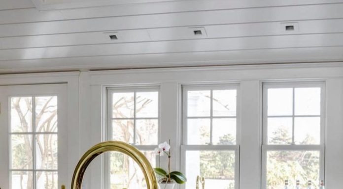 Statement Faucet Trends For the Coolest Kitchen Statement Faucet Trends For The Coolest Kitchen