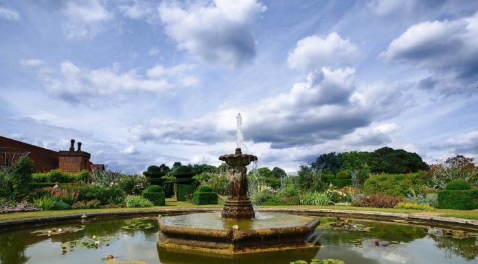 Stunning Estate From Jonas Brothers’ New Video Is Open To Visitors