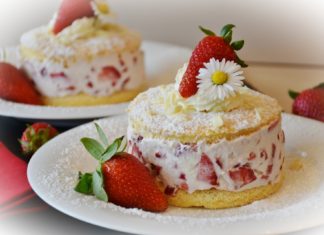 Here’s How To Make The Best Strawberry Shortcake Ever