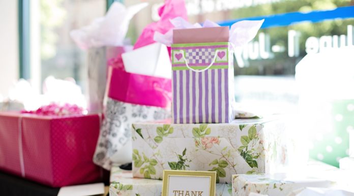 Throw the Best Bridal Shower With These Amazing Tips