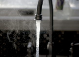 Fix Your Leaking Tap With These Tips