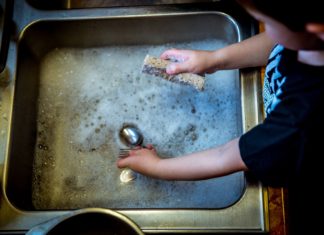Make Washing Your Dishes More Fun with These Hacks
