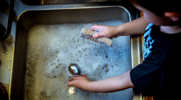 Make Washing Your Dishes More Fun with These Hacks