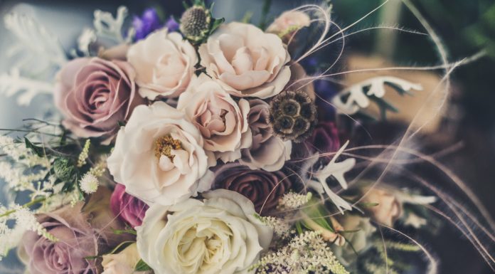 Elevate Your Wedding Decor With Ombre Flowers
