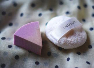 Use These Tricks to Clean Your Makeup Sponge