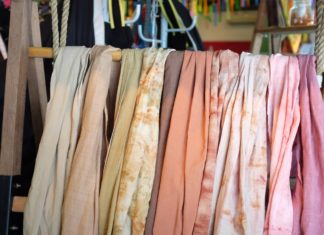 These DIY Natural Fabric Softeners are Simple and Effective!