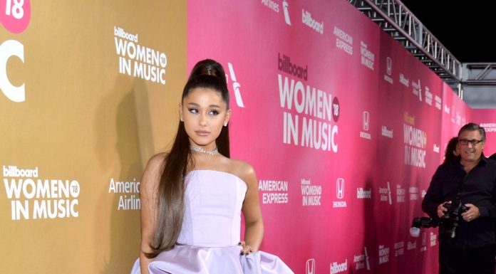 Here’s What Ariana Grande’s Natural Hair Looks Like