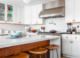 Make Your Kitchen Seem Bigger With These Tricks