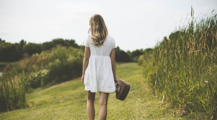 All-White Outfits That are Perfect For Summer