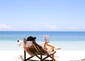 5 Beach Vacay Essentials