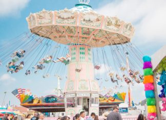 Avoid Long Lines at Top Tourist Attractions With These Three Easy Hacks