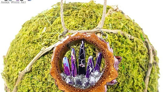 Wear Nature With Detailed Pinecone Necklaces