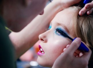 Rock a Colored Mascara Look This Summer