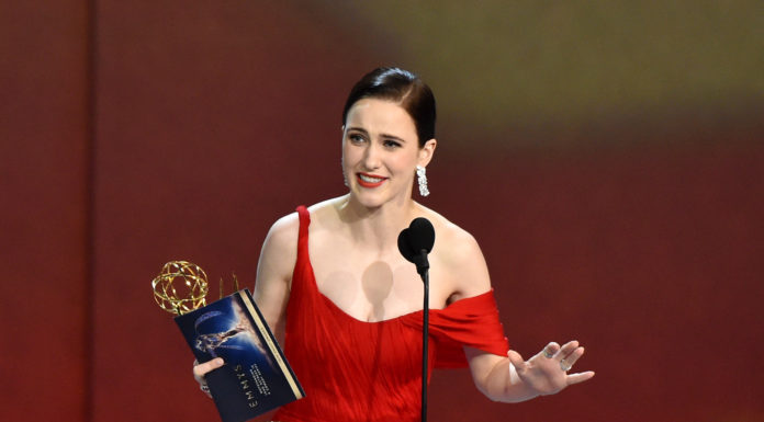 Find out Rachel Brosnahan’s Beauty and Skin Care Tips