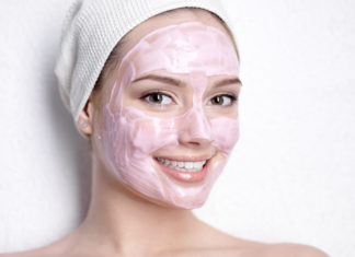 Pink Clay Masks For Detoxifying Your Skin