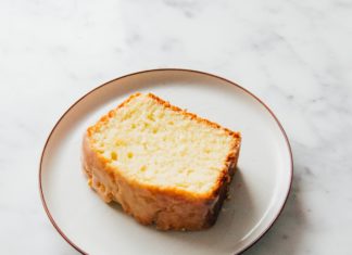 Who Knew Olive Oil Could Be the Star of a Dessert?