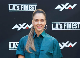 Jessica Alba Shares How “Honest Beauty” Differs From Big Luxury Brands