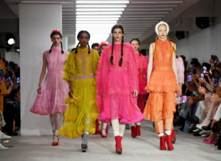 5 Beauty Trends Spotted at London Fashion Week