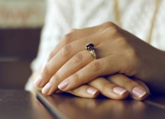 Tips For Getting Stronger and Healthier Nails