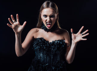 6 Vampire Makeup Creations To Inspire Your Halloween Costume