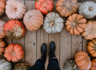 Cozy Up Your Front Porch For Fall