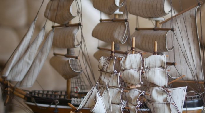 Refresh Home Décor by Adding Beach Scene Pieces