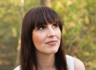 DIY Tips For Cutting Your Bangs at Home