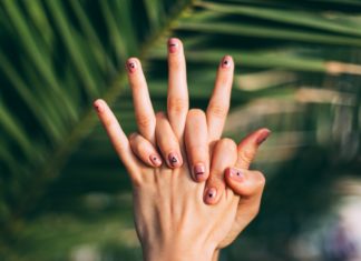 Amazing Short Nails Benefits That Never Crossed Your Mind Short nails