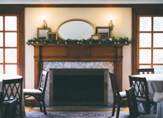 How to Pick Perfectly Shaped Decorative Mirrors For Your Home